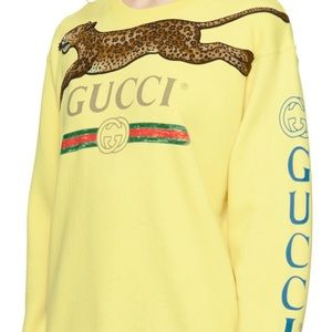 gucci rib knit crew neck.